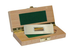 Inspectis HD-054. Микрометрическая калибровочная линейка, 20мм с ценой деления 0,01мм, деревянный кейс, сертификат